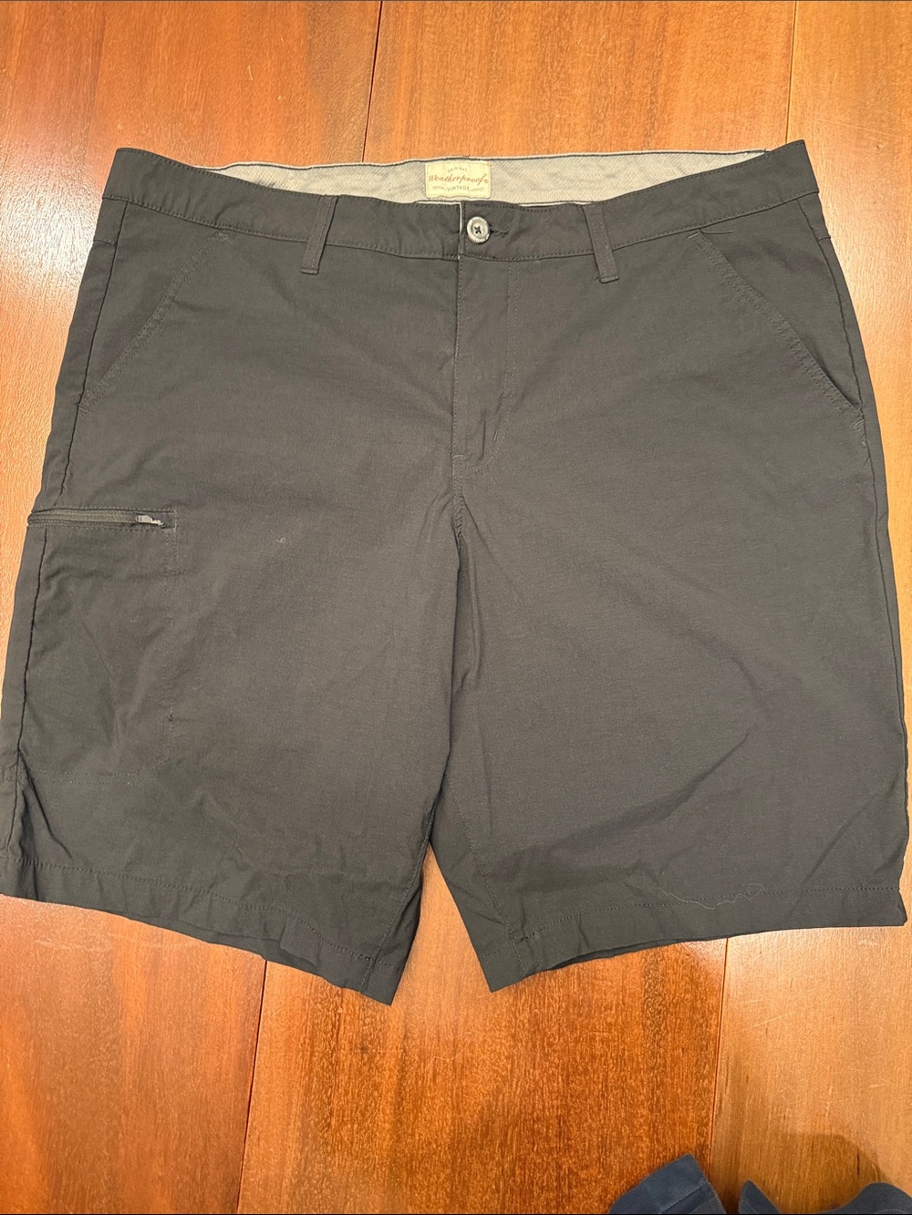 Men's Black Hybrid Shorts with Zip Thigh Pocket